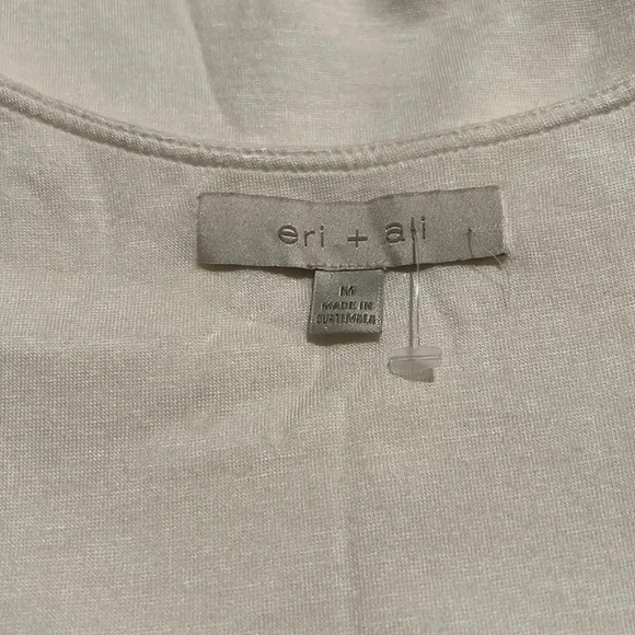 Anthro eri + ali V-neck Sleeveless Top - Picture 6 of 11